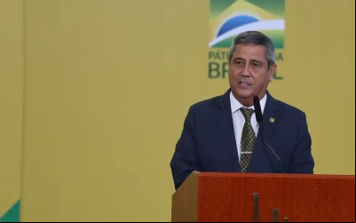 PGR envia ao STF parecer para manter prisão de Braga Netto